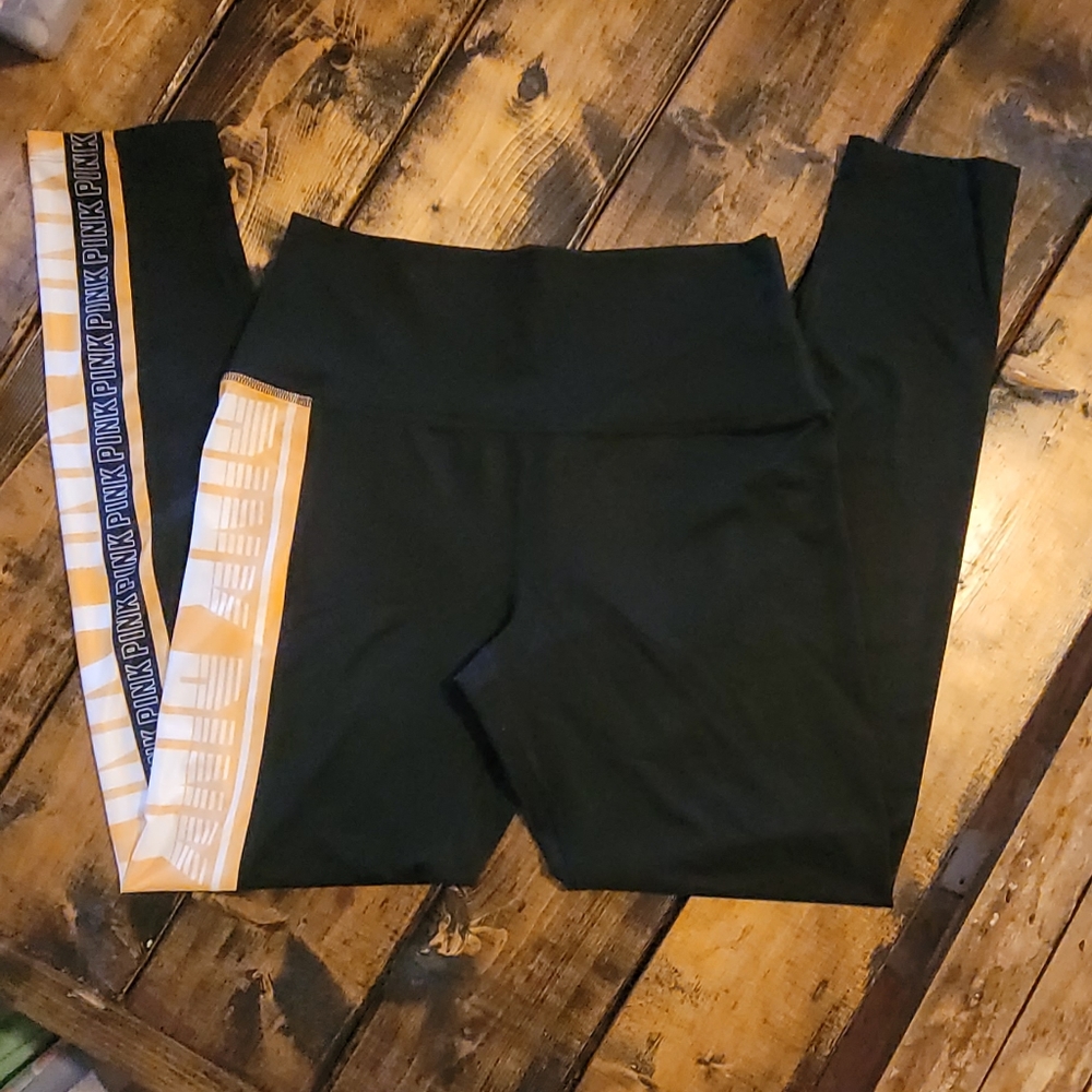 VS PINK ultimate logo leggings